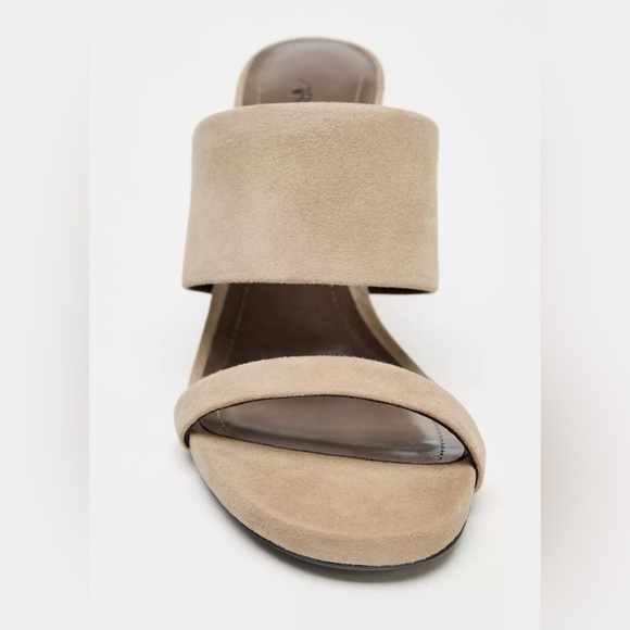 🔥🔥Zara Women's Tan Suede Heeled Sandals - Picture 5 of 6